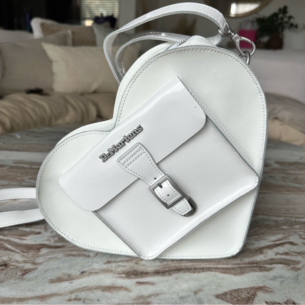 Dr Martens HEART SHAPED
Hardware Kiev Leather Bag